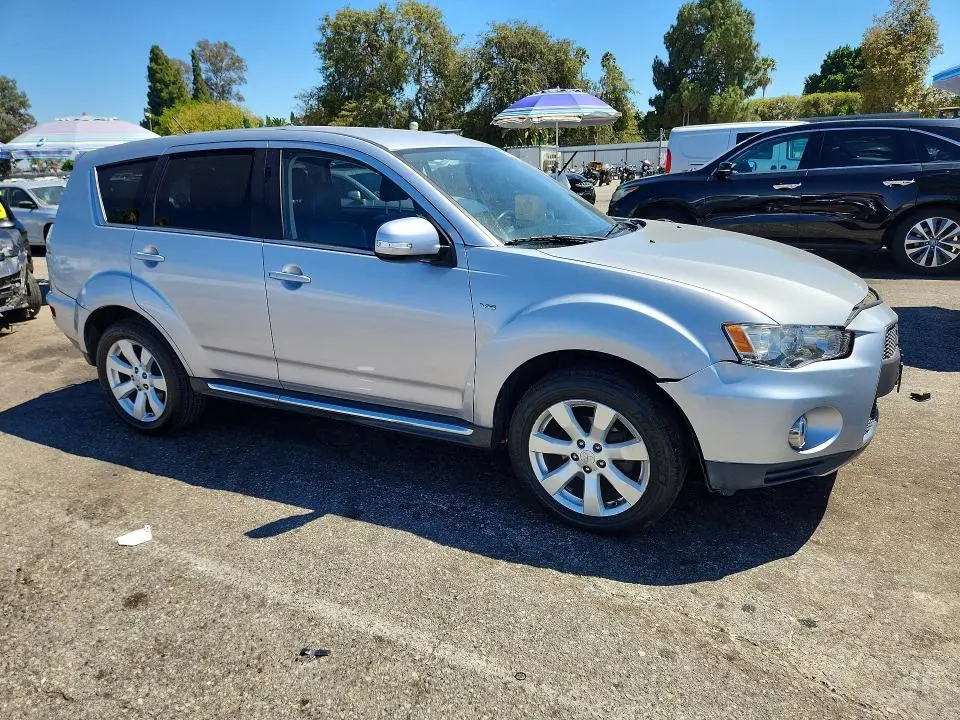 2013 MITSUBISHI OUTLANDER GT  