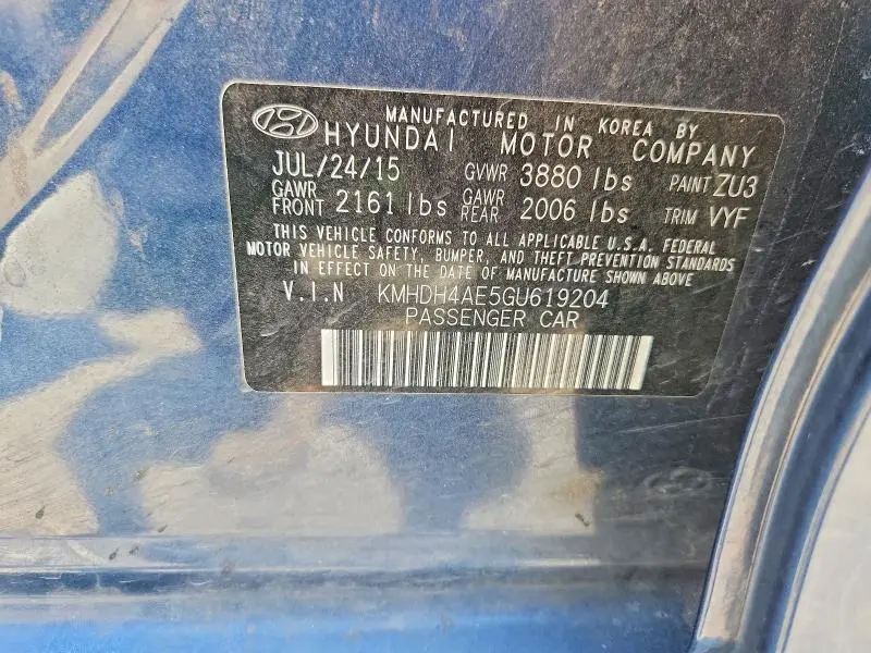 2016 HYUNDAI ELANTRA SE  