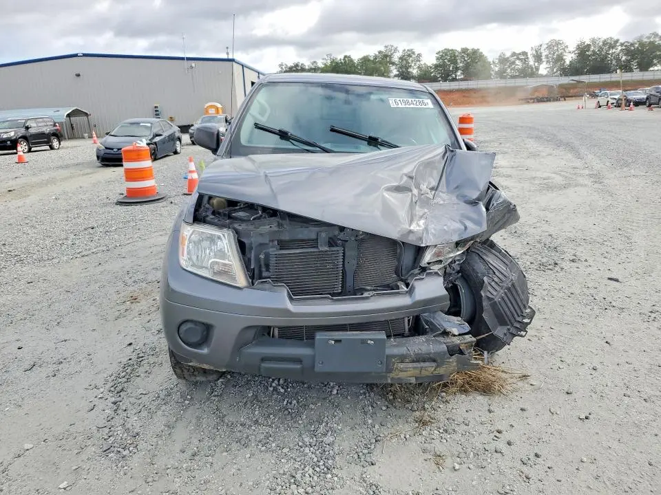 2019 NISSAN FRONTIER SV  