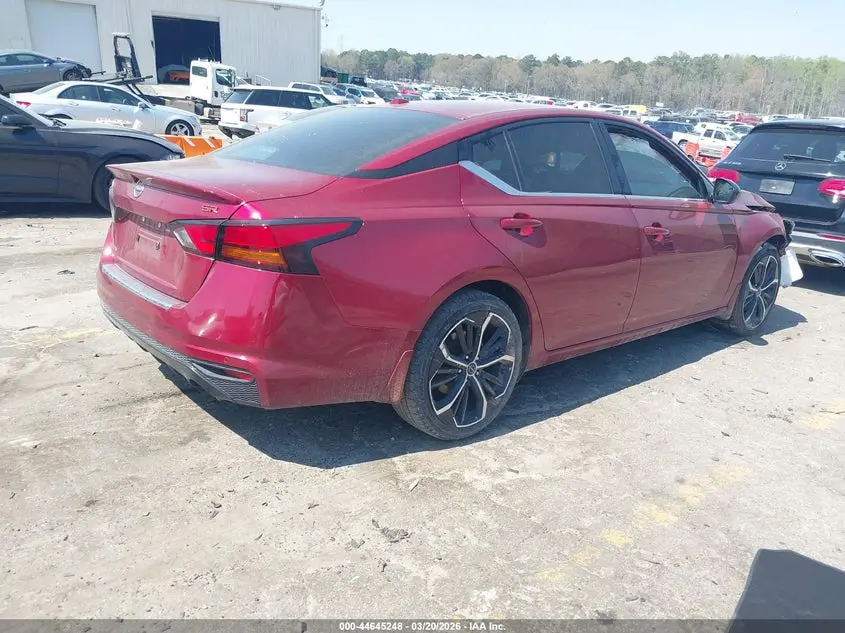 2023 NISSAN ALTIMA SR FWD