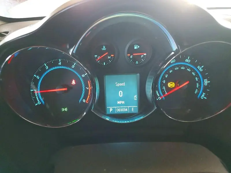 2011 CHEVROLET CRUZE LT  