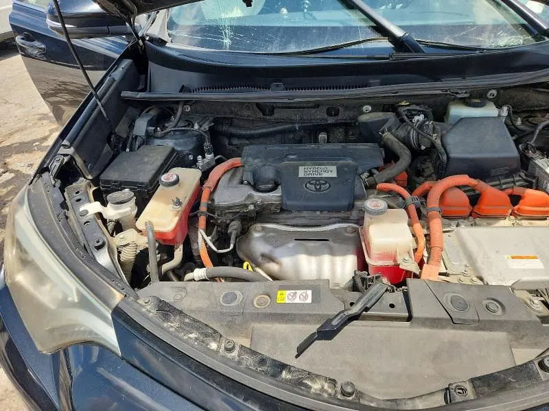 2018 TOYOTA RAV4 HV SE  