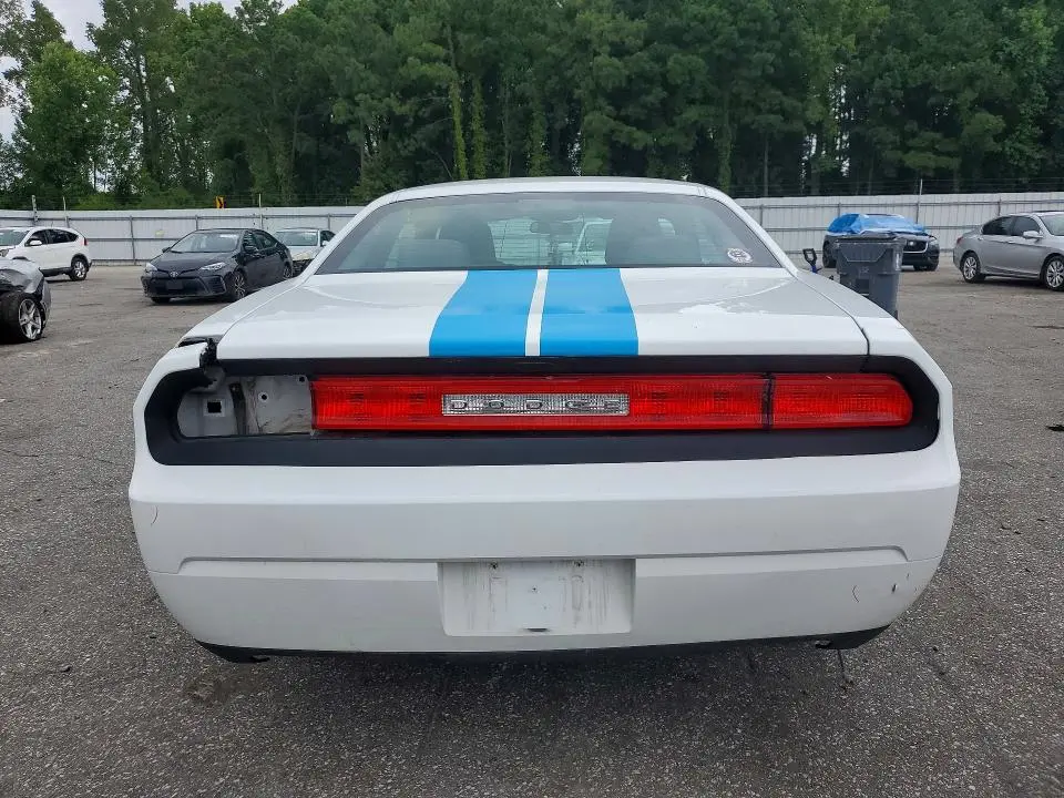 2012 DODGE CHALLENGER SXT  