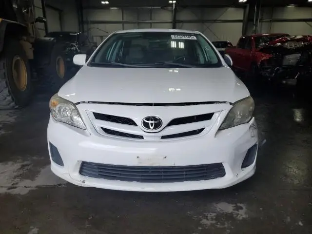 2013 TOYOTA COROLLA BASE  