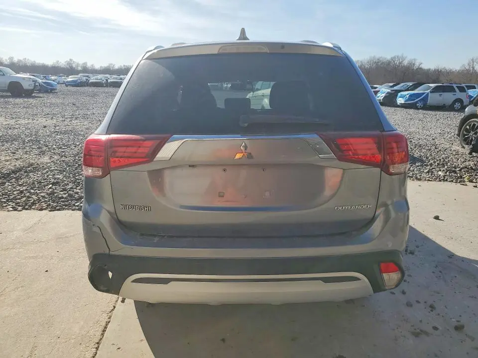 2019 MITSUBISHI OUTLANDER SE  
