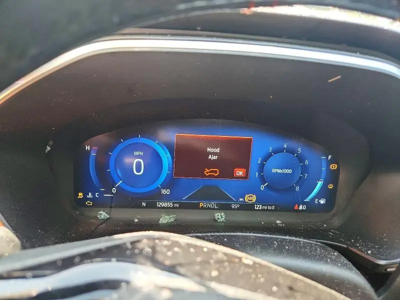 2021 FORD ESCAPE TITANIUM  