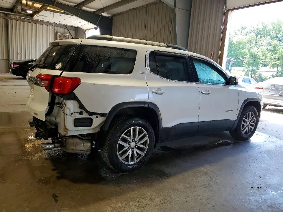 2017 GMC ACADIA SLE  