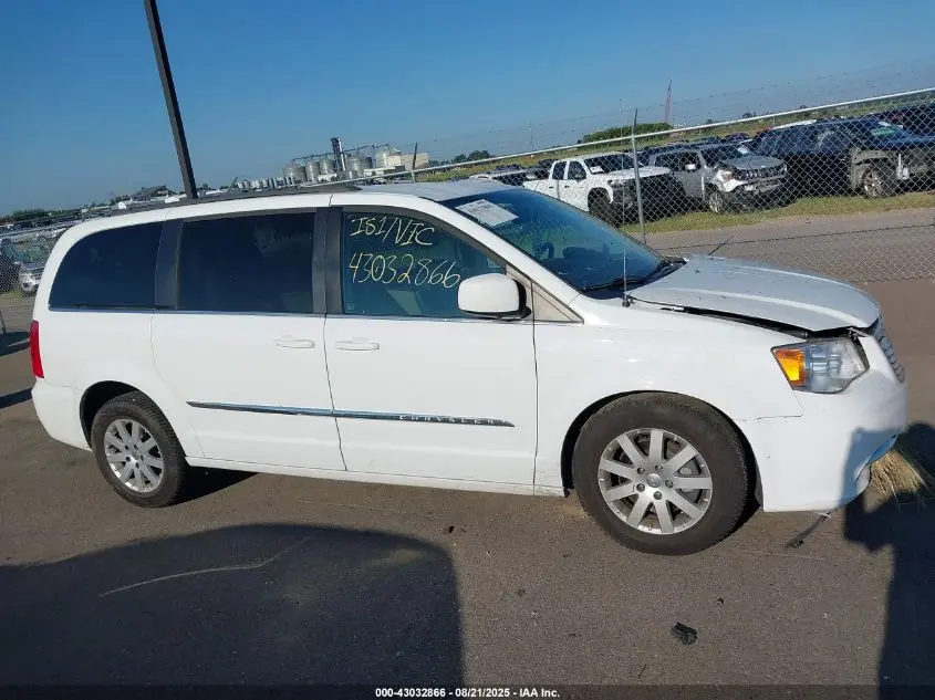 2016 CHRYSLER TOWN & COUNTRY TOURING