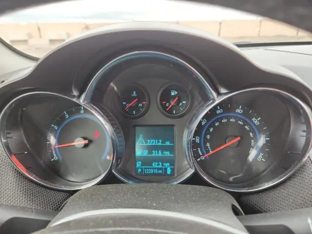 2012 CHEVROLET CRUZE LT  