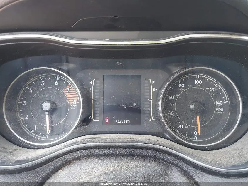 2019 JEEP CHEROKEE LATITUDE 4X4