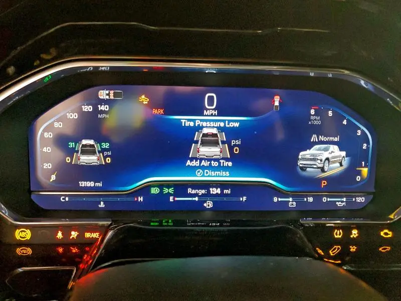 2024 CHEVROLET SILVERADO C1500 LT  