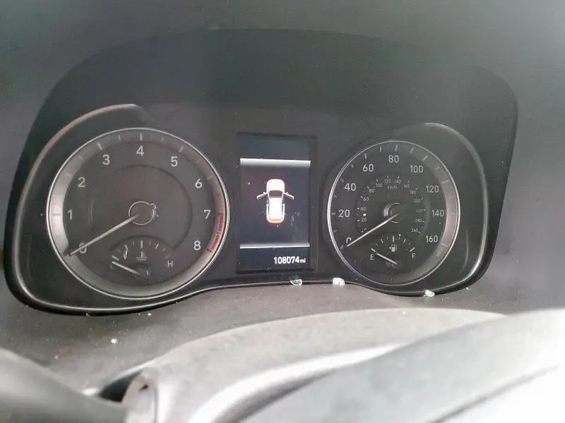 2023 HYUNDAI KONA SE  