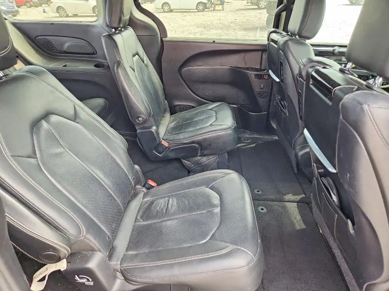 2019 CHRYSLER PACIFICA TOURING L PLUS  