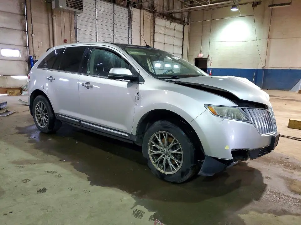 2013 LINCOLN MKX   
