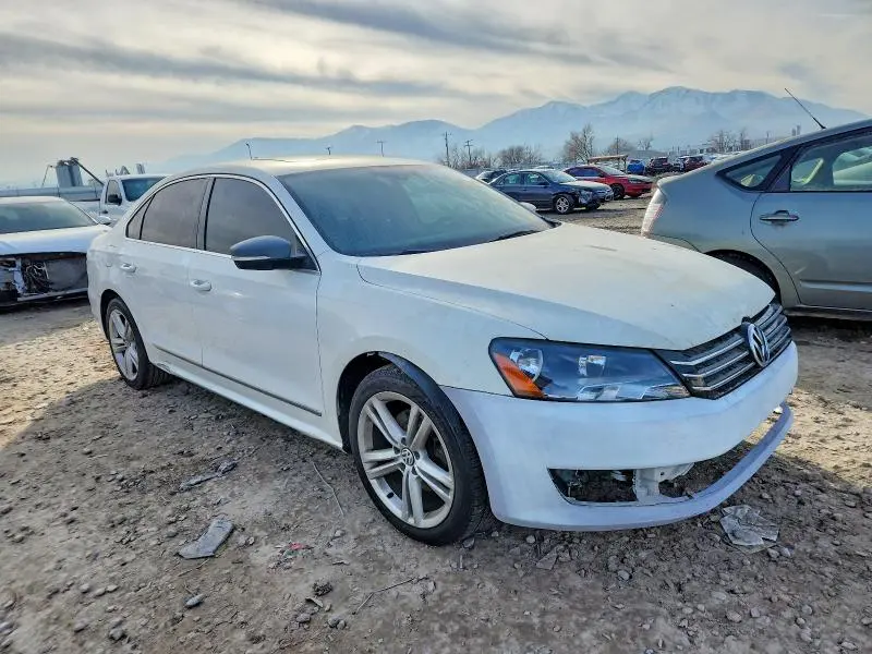 2014 VOLKSWAGEN PASSAT SE  