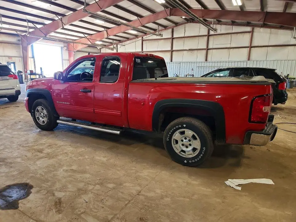 2011 CHEVROLET SILVERADO K1500 LT  