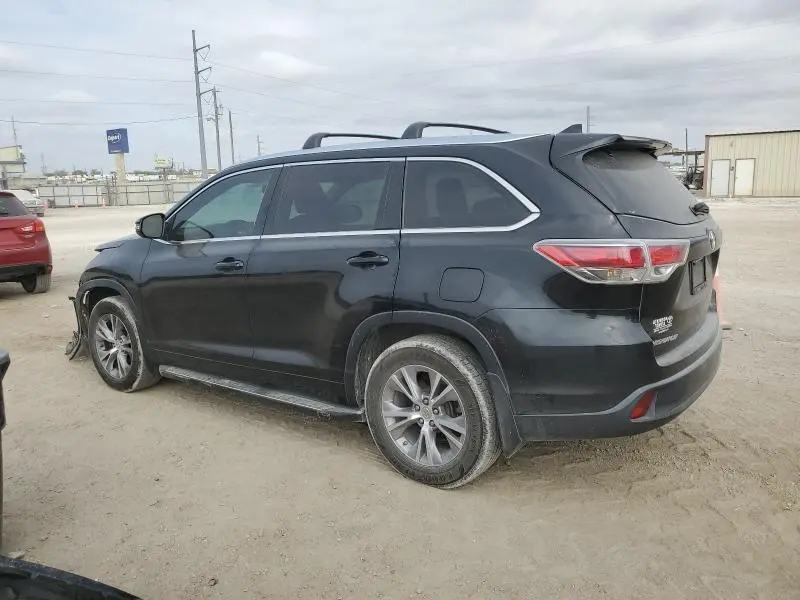 2015 TOYOTA HIGHLANDER XLE  