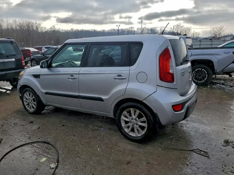 2013 KIA SOUL +  