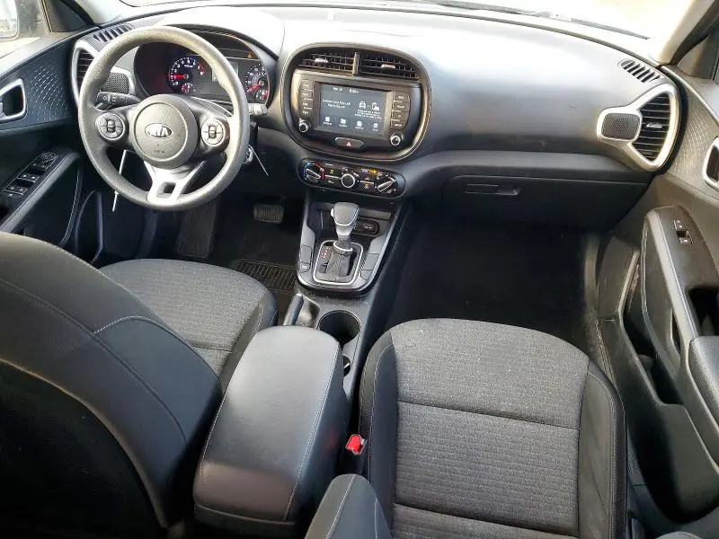 2021 KIA SOUL S  