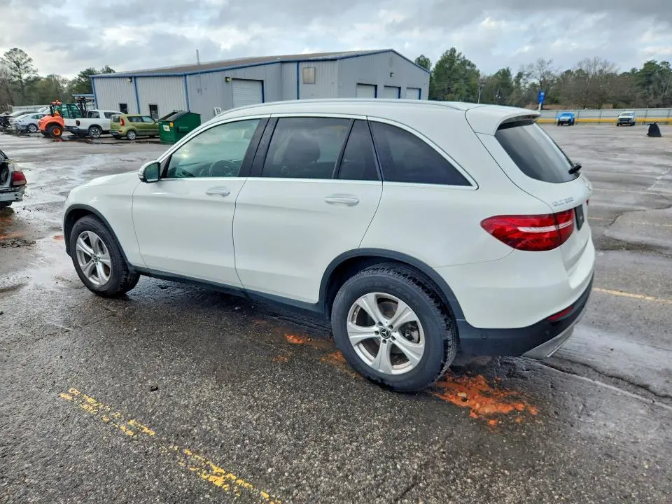 2018 MERCEDES-BENZ GLC 300  
