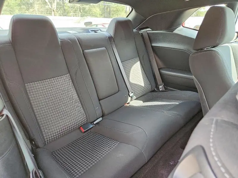 2018 DODGE CHALLENGER SXT  