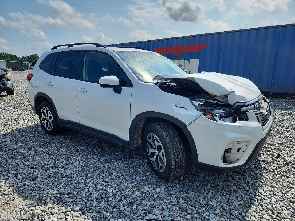 2020 SUBARU FORESTER PREMIUM  