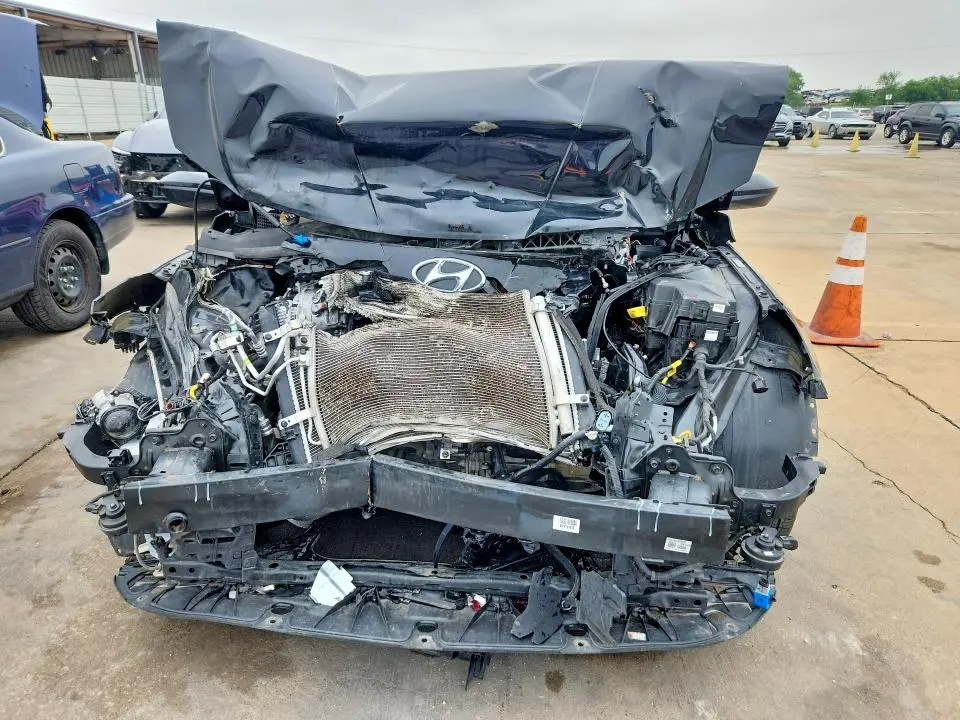 2023 HYUNDAI ELANTRA BLUE  