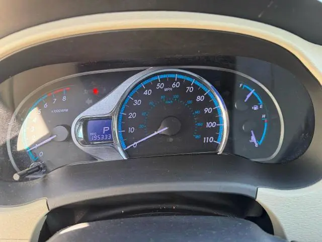 2014 TOYOTA SIENNA XLE  