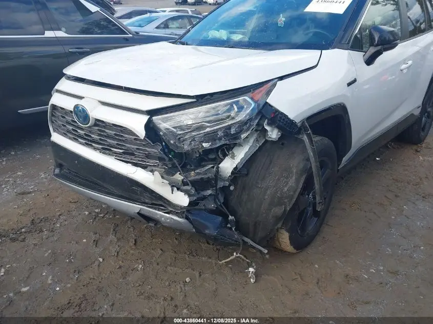 2020 TOYOTA RAV4 HYBRID XSE