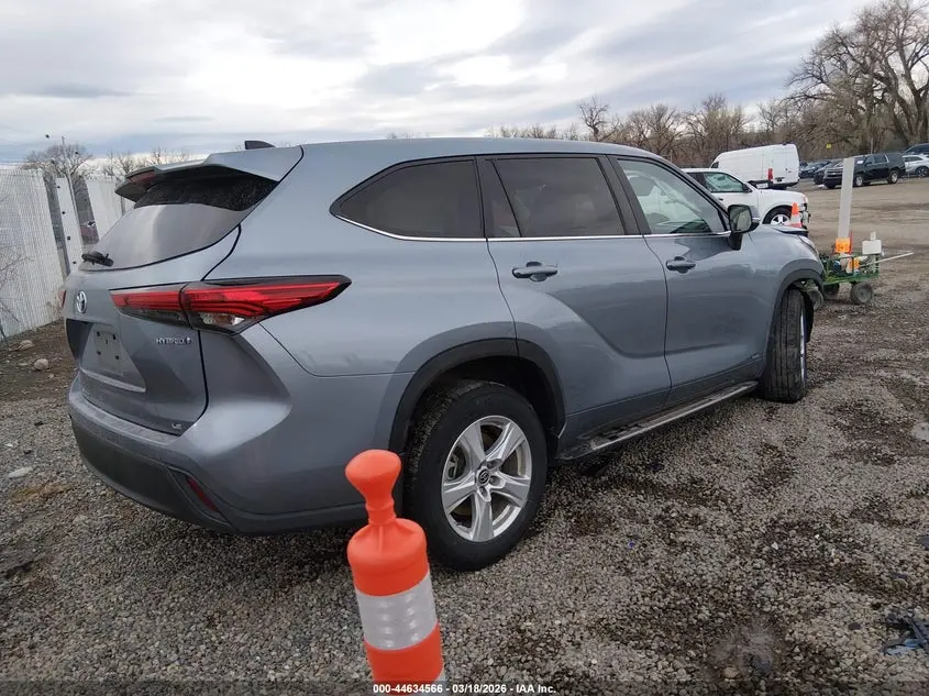 2023 TOYOTA HIGHLANDER HYBRID LE