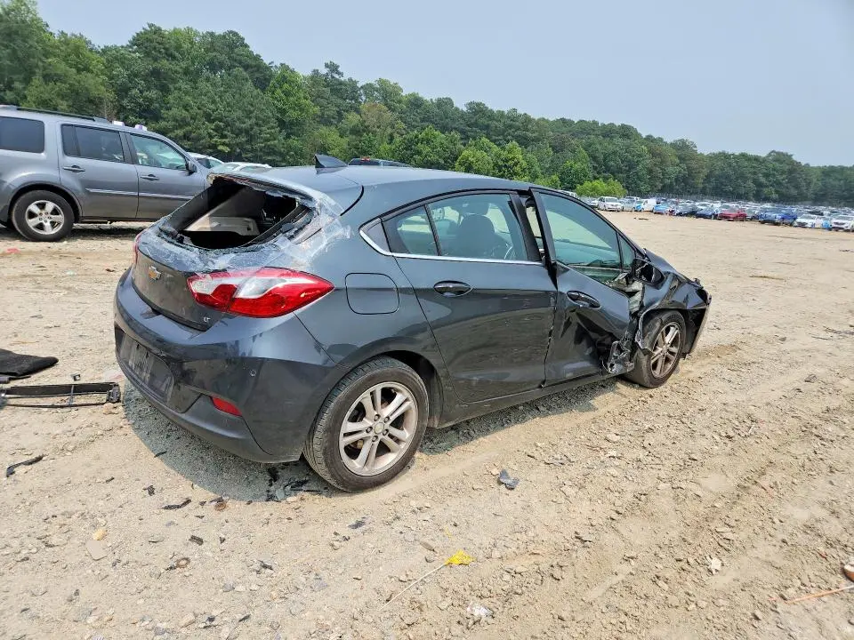 2017 CHEVROLET CRUZE LT  