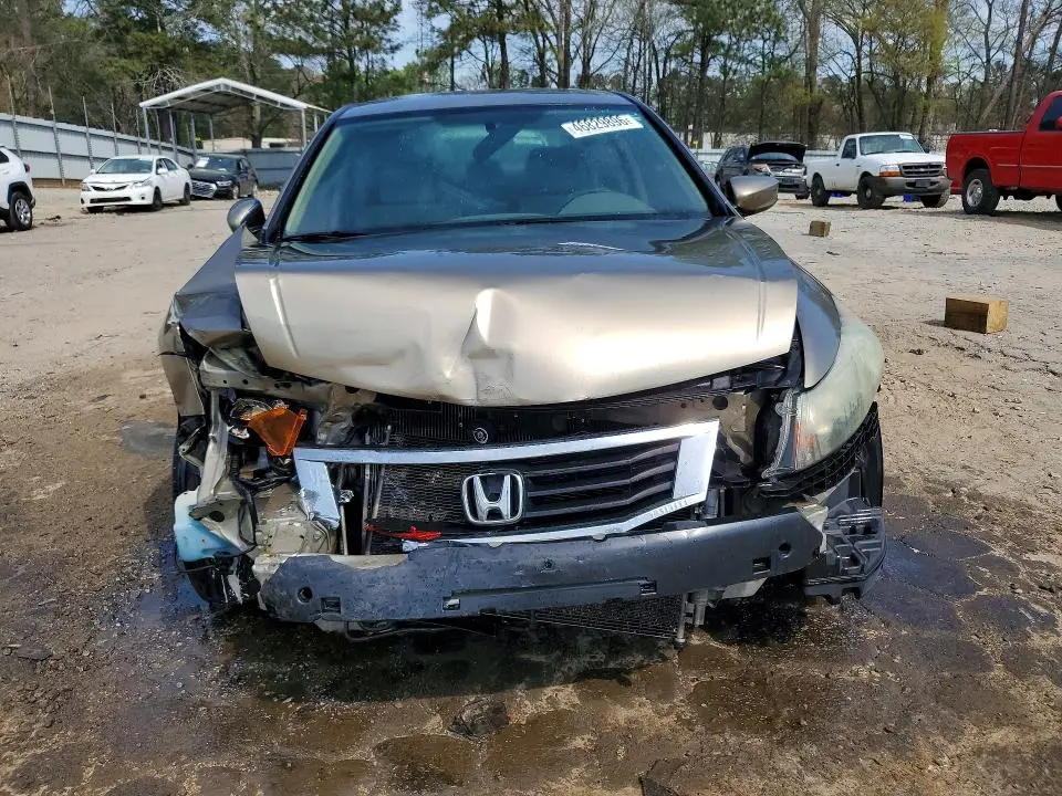2010 HONDA ACCORD LX  