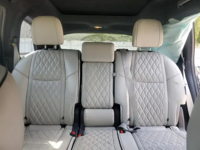 2019 INFINITI QX60 LUXE