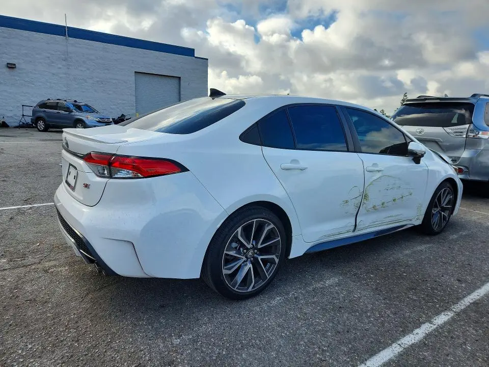 2022 TOYOTA COROLLA SE  