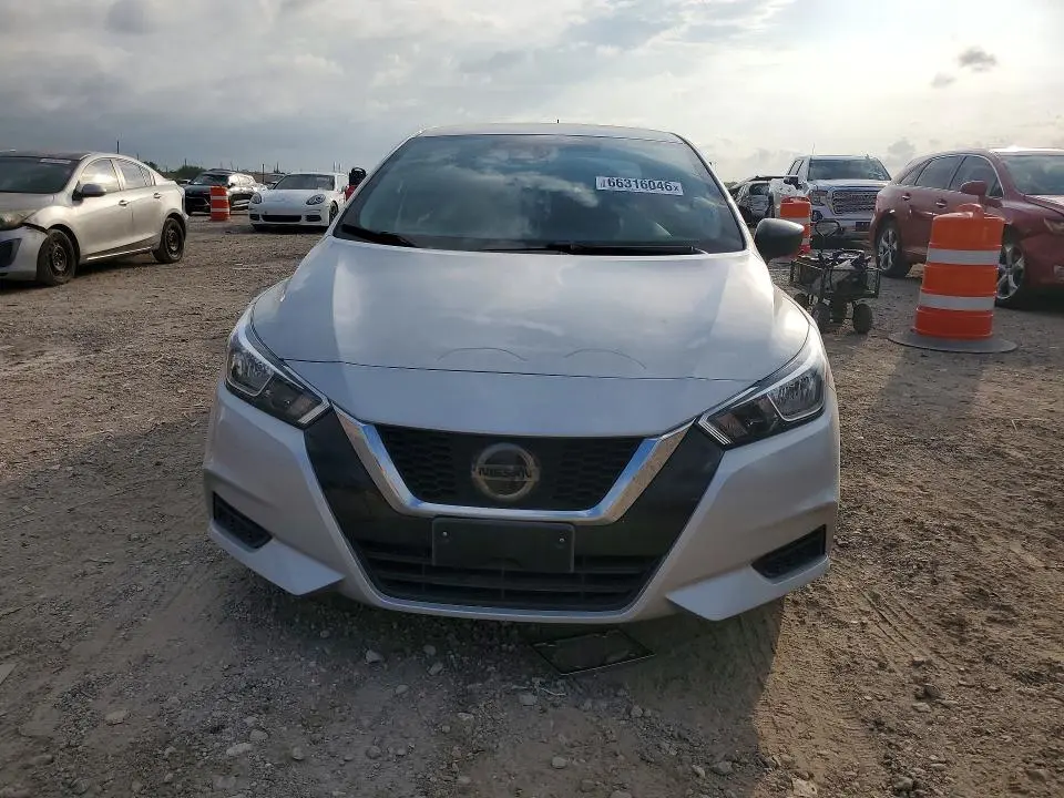 2021 NISSAN VERSA S  