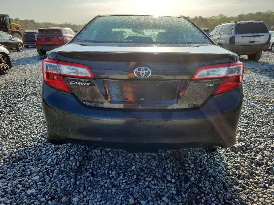 2012 TOYOTA CAMRY SE  