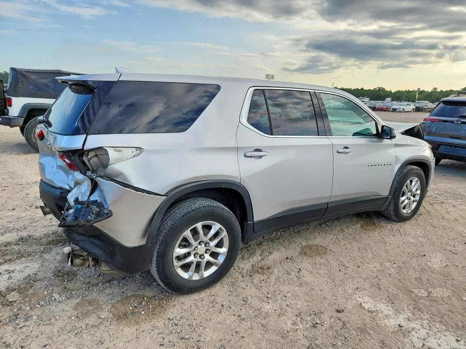 2018 CHEVROLET TRAVERSE LS  