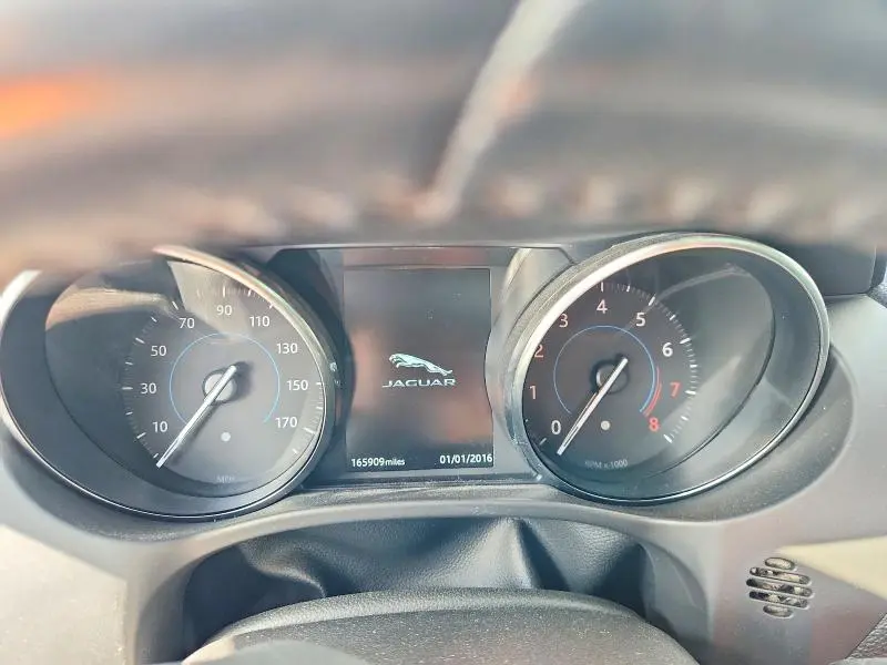 2018 JAGUAR F-PACE PREMIUM  