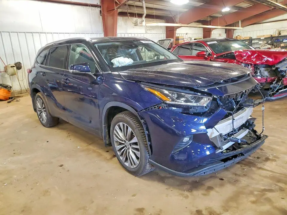 2020 TOYOTA HIGHLANDER PLATINUM  