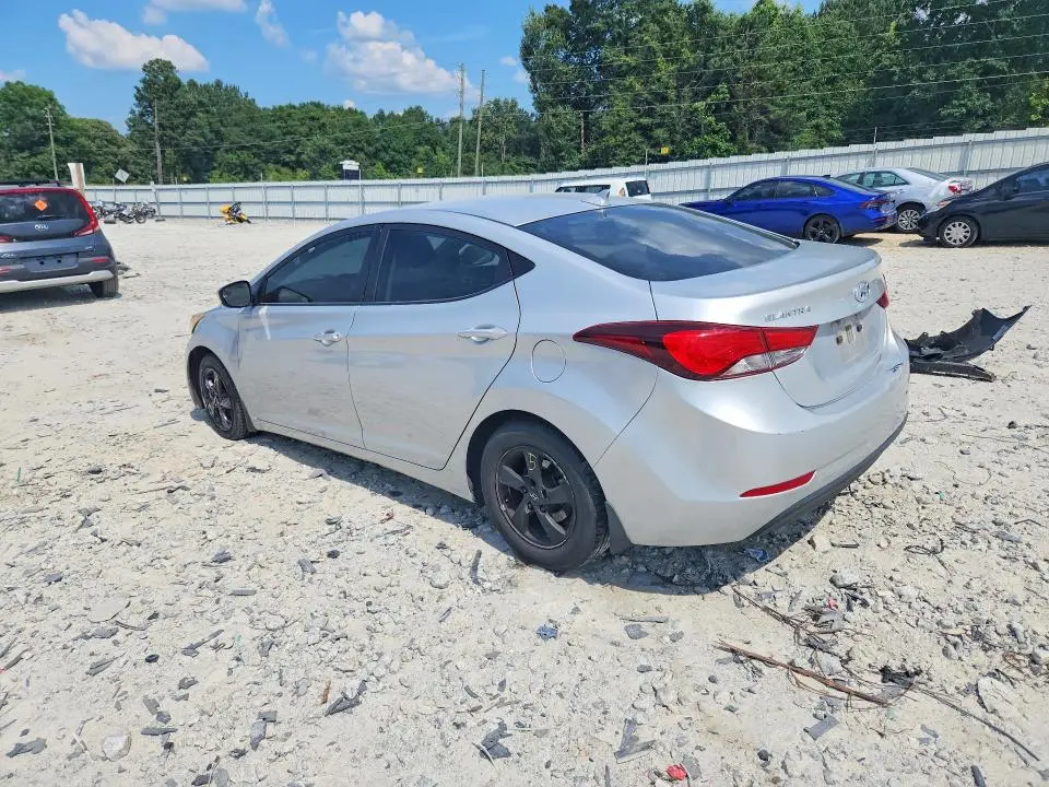 2015 HYUNDAI ELANTRA SE  