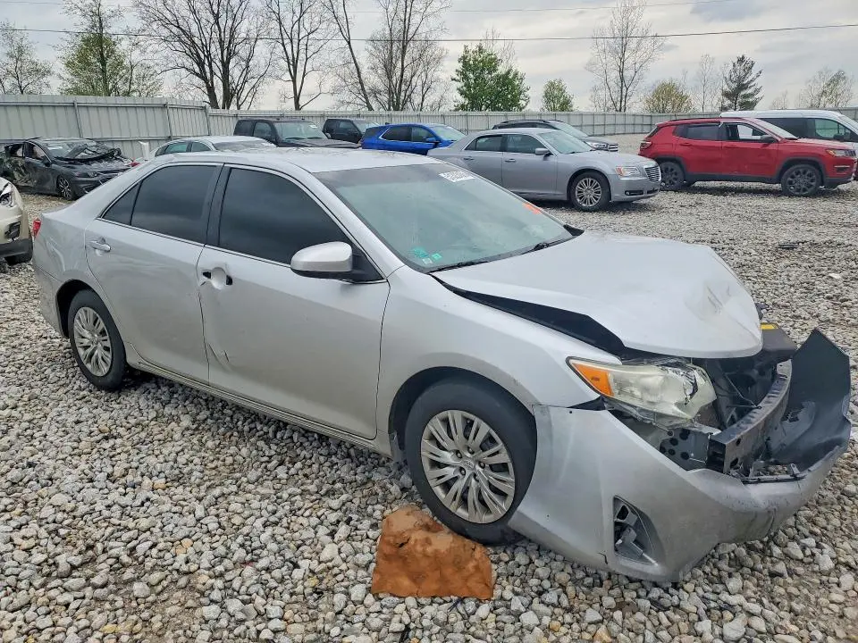 2013 TOYOTA CAMRY LE  