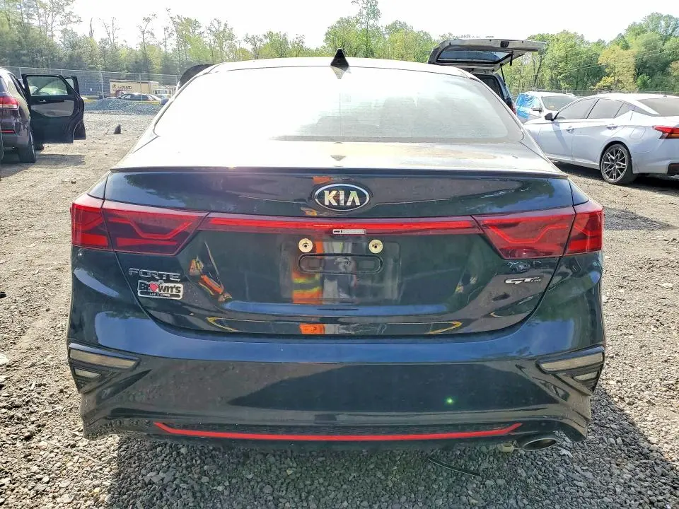 2021 KIA FORTE GT LINE  