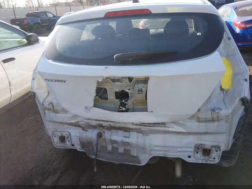 2017 HYUNDAI ACCENT SE