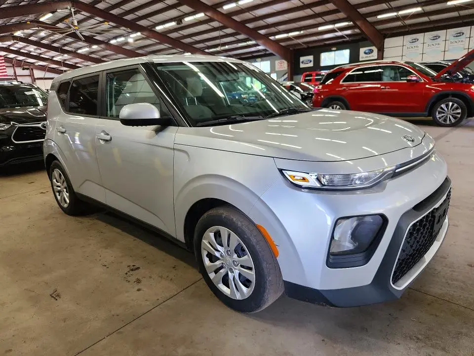 2020 KIA SOUL LX  
