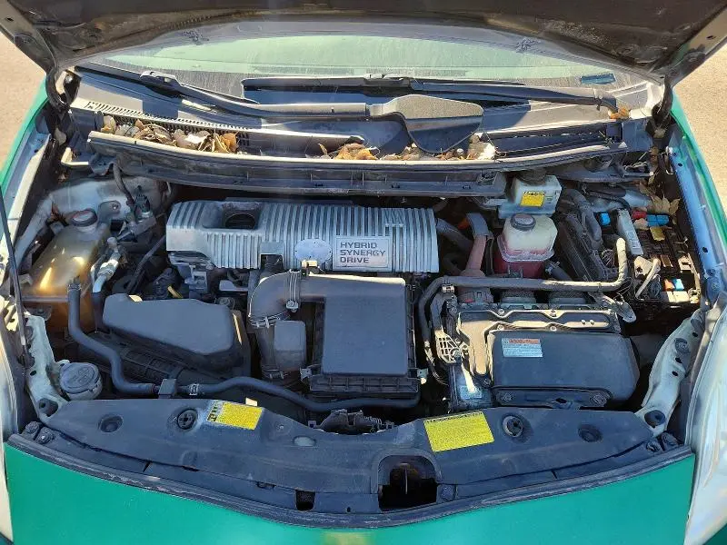 2014 TOYOTA PRIUS TWO  