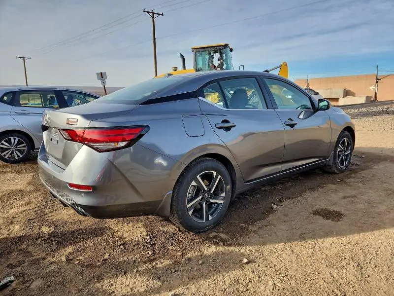 2025 NISSAN SENTRA SV  