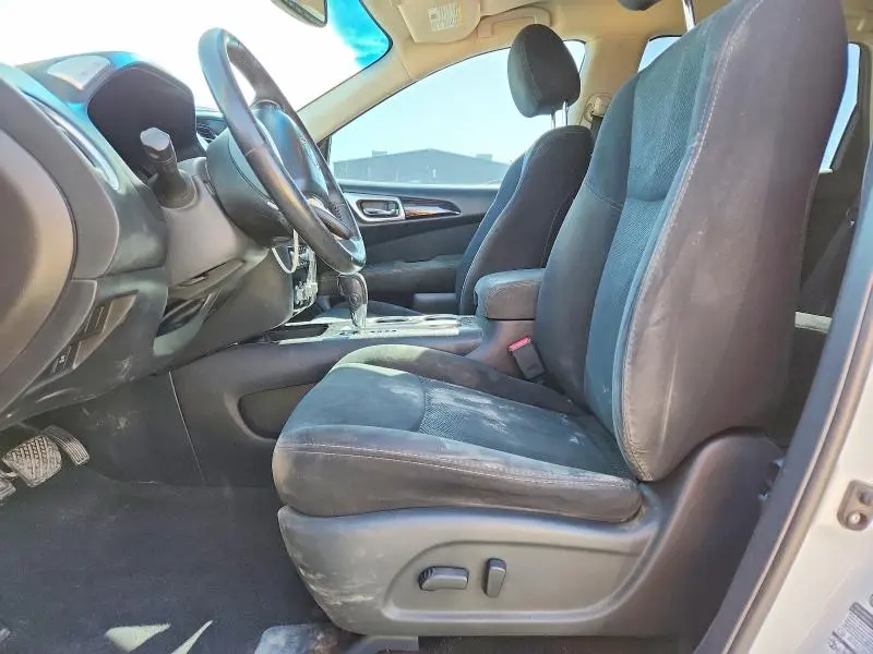 2015 NISSAN PATHFINDER SV  