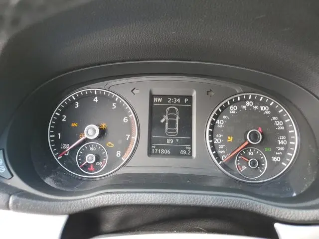 2013 VOLKSWAGEN PASSAT SE  