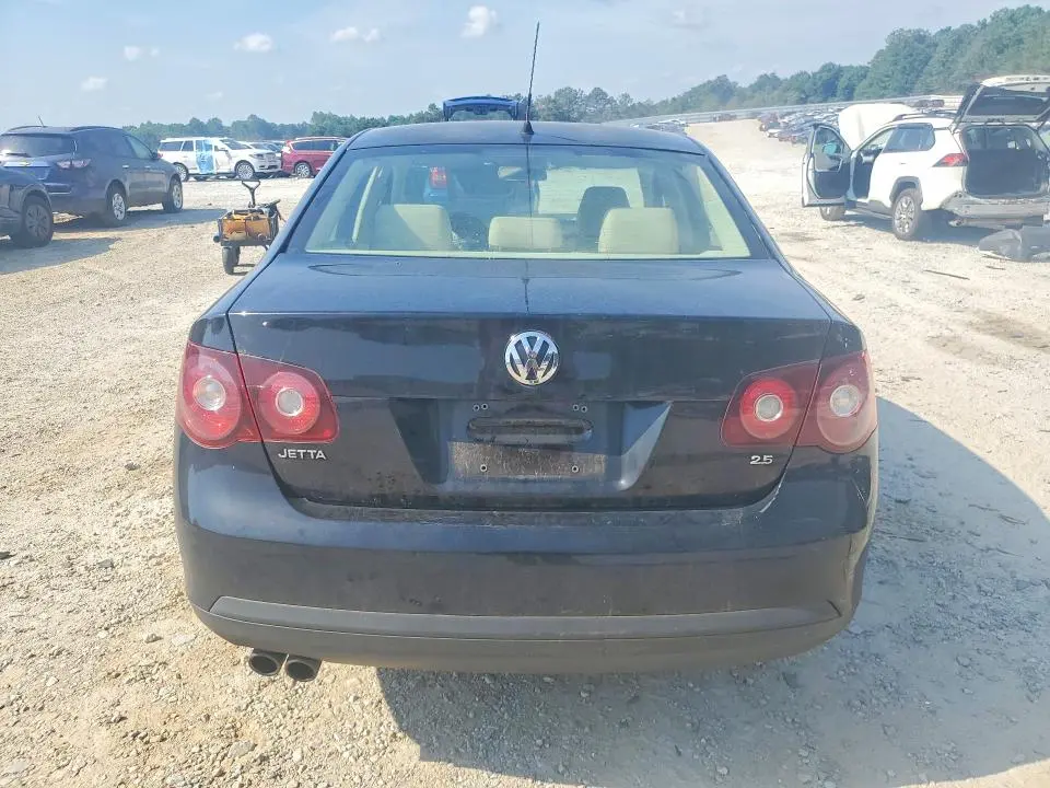 2010 VOLKSWAGEN JETTA SE  
