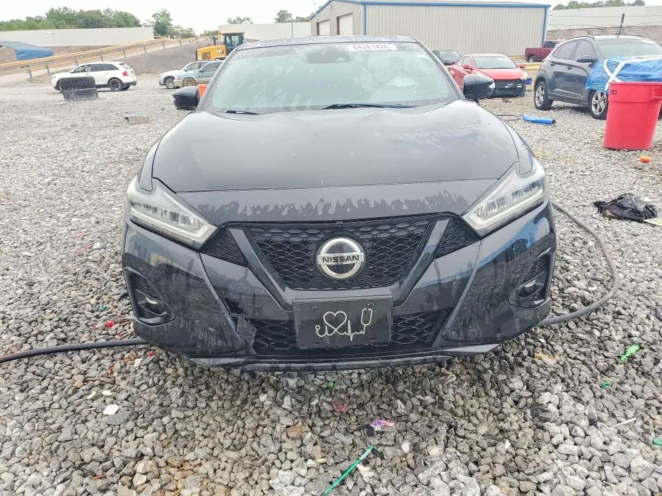 2021 NISSAN MAXIMA SR  